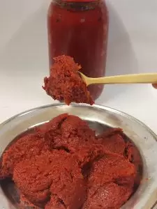 Tatlı Biber Salçası 1 Kg Güneş Kurusu Cam Kavanoz - Görsel 4