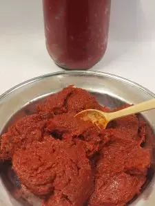 Tatlı Biber Salçası 1 Kg Güneş Kurusu Cam Kavanoz - Görsel 3