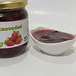 Çilek reçeli koruyucu katkı içermez güneşte kıvam aldırılmıştır %100 pancar şekerinden el yapımıdır.